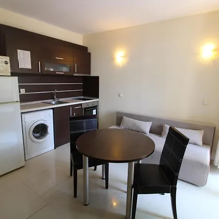Menada Green Hills Apartments Sozopol