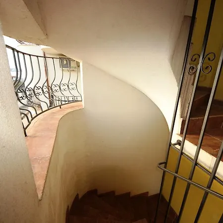 Menada Hills * ソゾポル