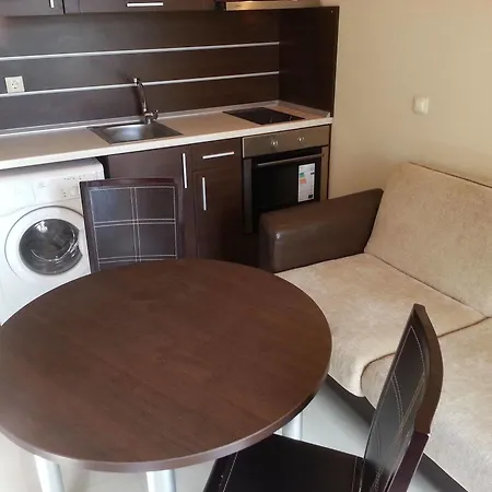 Menada Green Hills Apartments * Sozopol