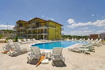 Menada Green Hills Apartments Sozopol