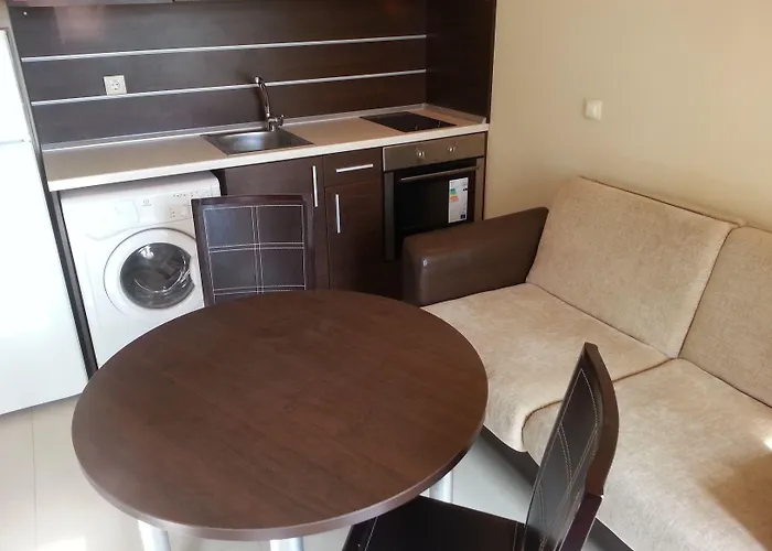 Menada Hills سوزوبول