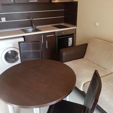 Menada Green Hills Apartments Sozopol