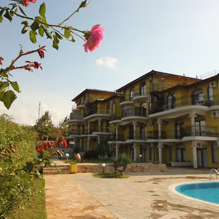 Menada Green Hills Apartments * Sozopol