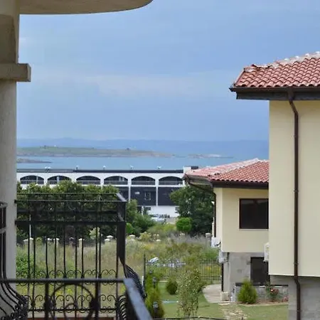 Menada Hills Apartament