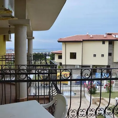 Menada Hills Apartament