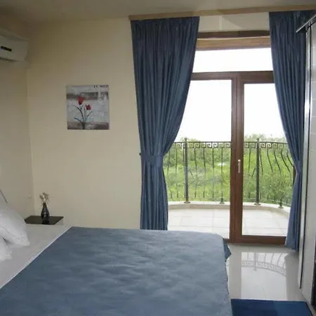 Menada Green Hills Apartments * Sozopol