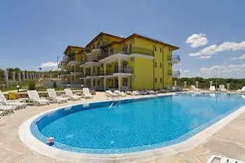 Menada Hills Apartament *